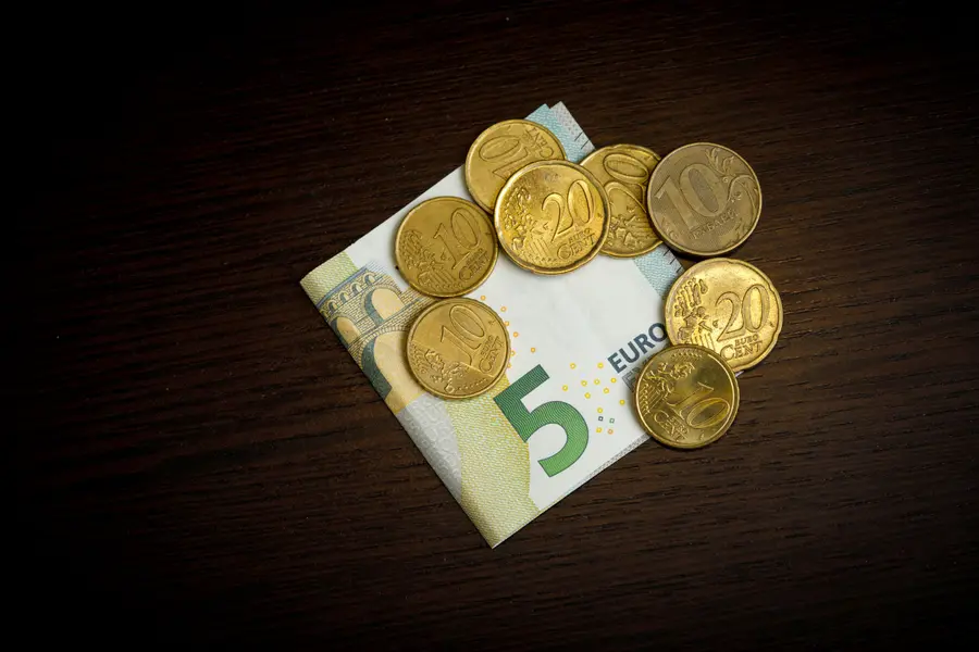 Kurs franka najsłabiej od miesiąca! Notowania franka szwajcarskiego CHF/PLN nurkują, złoty mocny