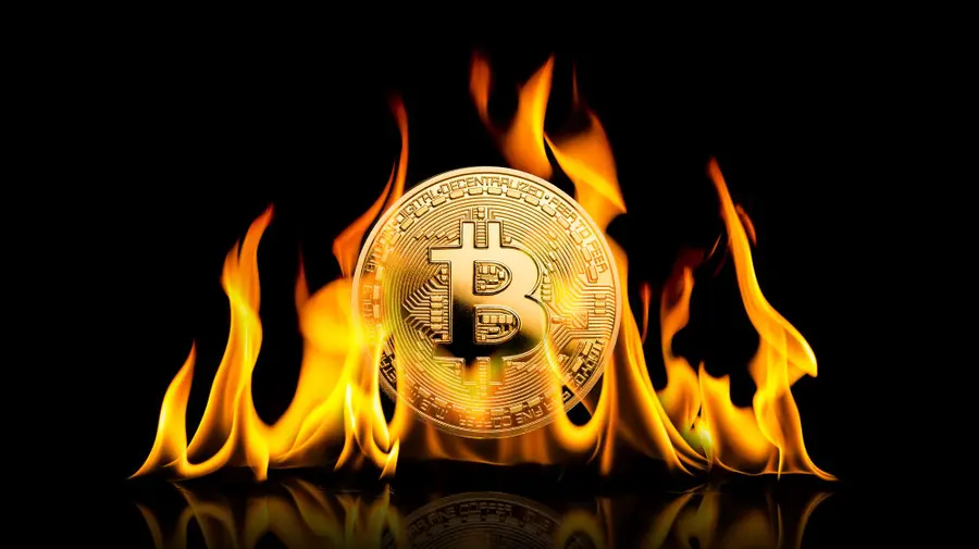 Bitcoin u bram 100 000 $! Czy rynek szykuje się na "cyfrowe trzęsienie ziemi"?  Jedno zdanie Powella może wywołać burzę cenową