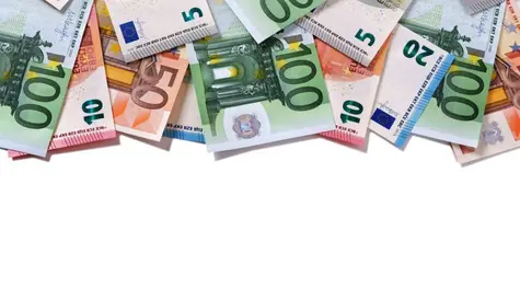  Zaktualizowane kursy walut. Wymieniasz w tą środę funta albo franka? USDPLN zatrzymuje się na 4.4338 złotych. Sprawdzamy aktualne kursy średnie NBP 22 czerwca! Sprawdź