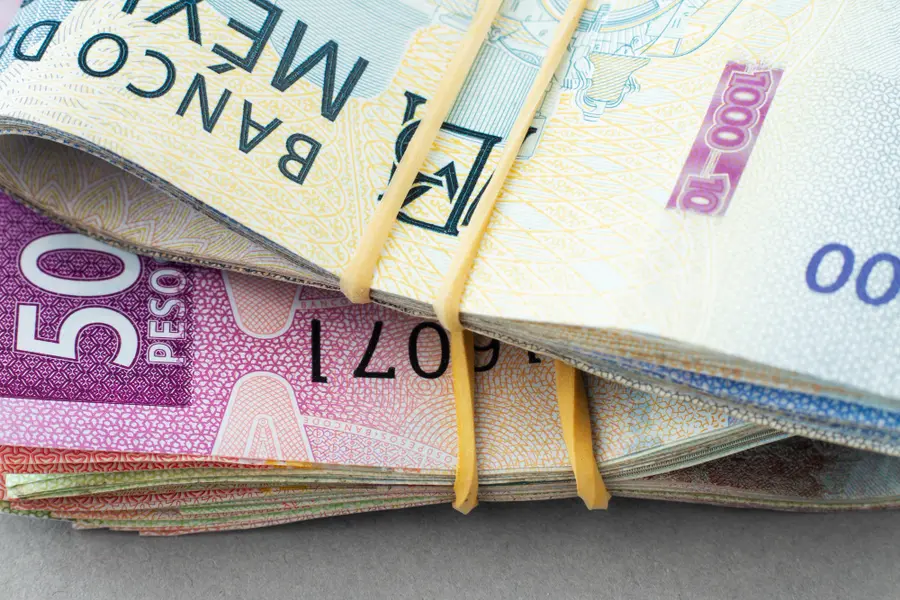 Burzliwe dni na rynku walutowym: USD, GBP i EUR w strefie zagrożenia! Szokujące prognozy dla rynku walutowego