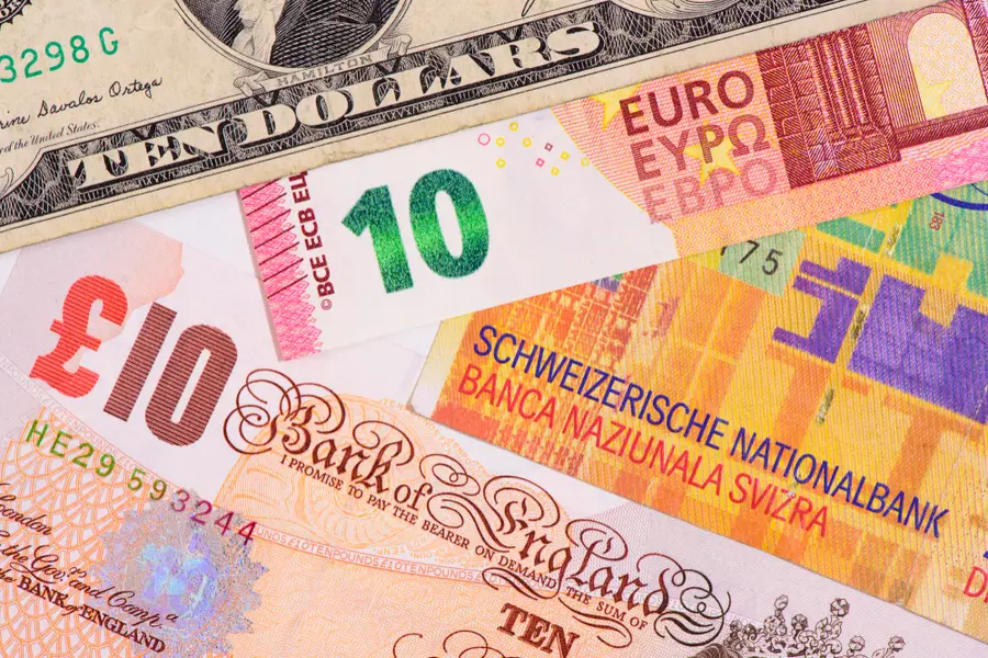 Przelicznik walut: ile kosztuje dolar (USD), frank (CHF), czy korona duńska (DKK)? Aktualne kursy walut