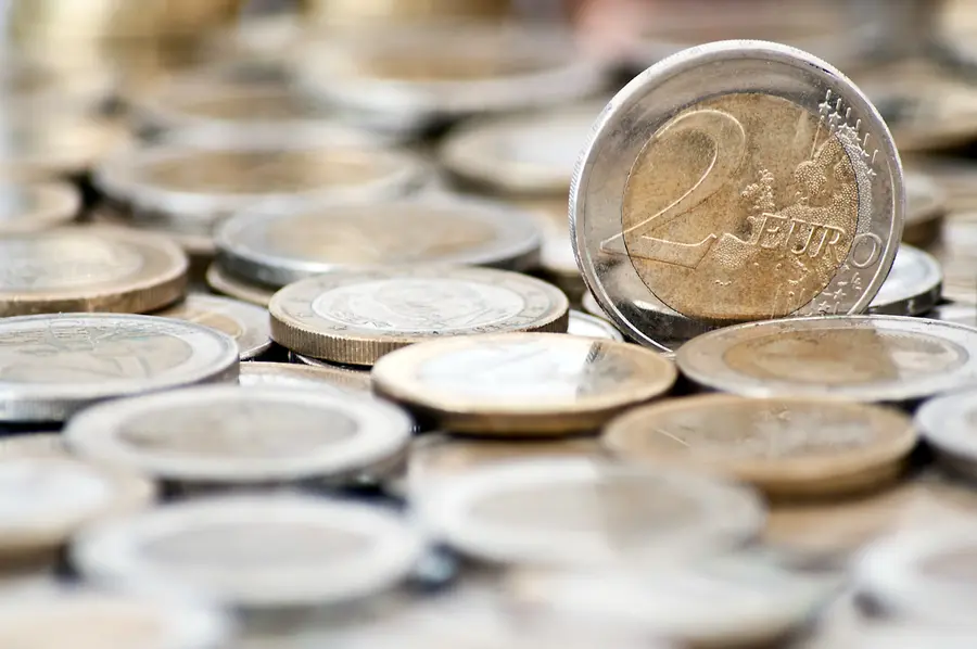 Po ile jest euro, a po ile dolar amerykański? Co dalej z notowaniami walut? Analitycy dają mocne prognzy