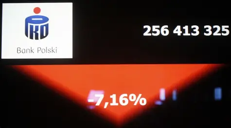 PKO BP akcje prognozy na najbliższe dni: grupa straci blisko 0,5 mld zł na przedłużeniu wakacji kredytowych