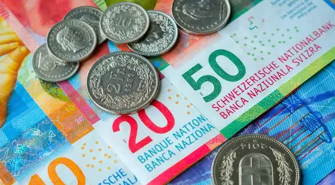Kurs franka szwajcarskiego (CHF/PLN) 10 maja. Po ile dziś frank? Aktualne kursy w relacji do złotego (PLN), dolara (USD), funta (GBP) i euro (EUR)
