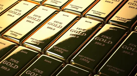Kurs złota w dół, ale to tylko korekta! NBP w akcji: szaleństwo na rynku metali może trwać do końca roku