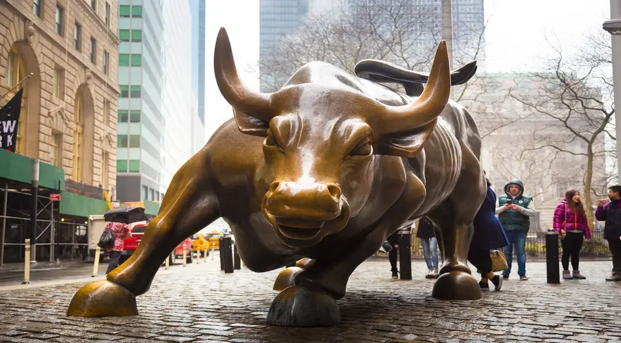 Twarda strefa "kupujących" na Wall Street. Kurs złotego (PLN) nie daje za wygraną