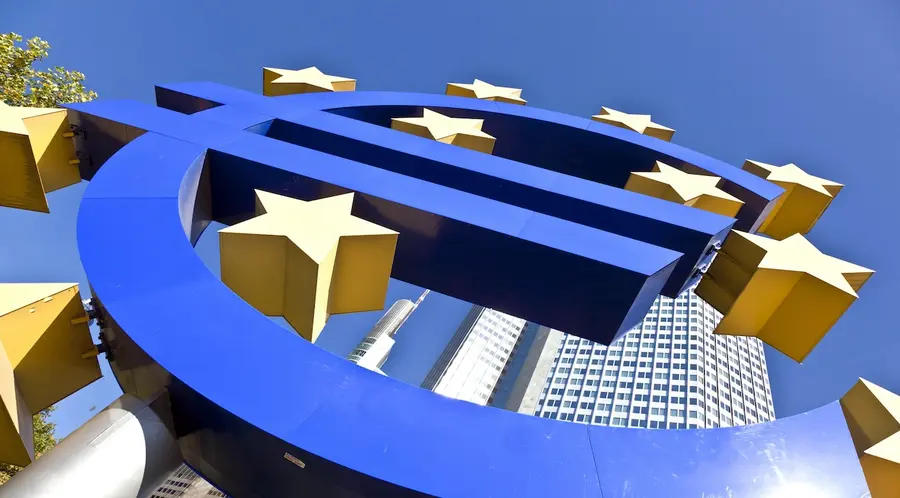 Kurs euro (EUR) stabilne po ostrożnej obniżce stóp przez EBC