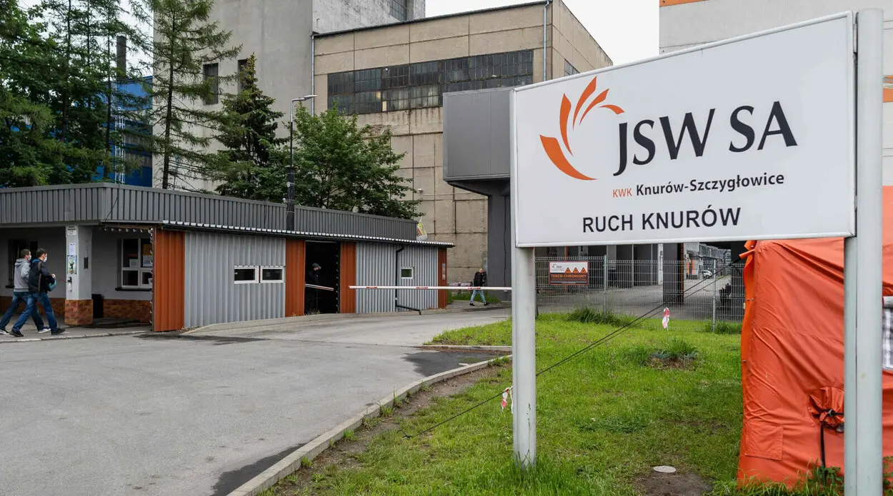 JSW z gigantyczną stratą. Tańszy węgiel z Azji zalewa rynek