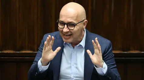 Poseł KO ma 12 mieszkań. Nie chce podatku katastralnego. Tak się tłumaczy