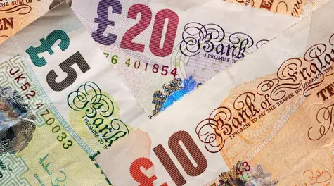 Kurs funta podskoczył. GBP/PLN 14 sierpnia reaguje na zaskakujące wieści z UK