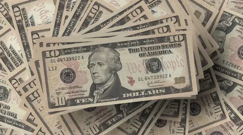 Kurs dolara 25 sierpnia wychodzi z dołka. EUR/USD odreagowuje po piątkowym wieczorze