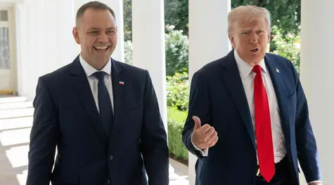 Amerykanie chcą wyciągnąć Polskę z Unii? Szokujące zapisy wyszły na jaw. Szef MON komentuje