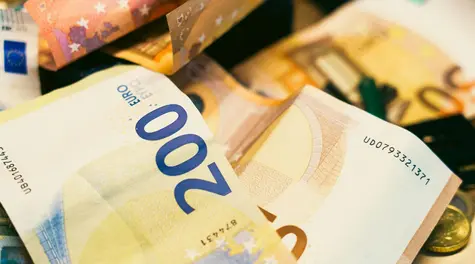 EUR/PLN broni się przed spadkiem. EUR/USD po czerownym tygodniu. Co dalej zrobi EBC?