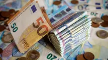EURUSD przy 1,17, dolar zyskuje mimo mocnych danych z Polski. Rynek walutowy w cieniu geopolityki i Fed