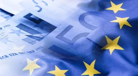 Dolar EUR/USD znów zyskuje jako bezpieczna przystań. Ważne dane makro już dziś