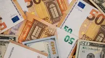 Rynek czeka na Glapińskiego: kurs EURPLN spadł poniżej 4,25, a USDPLN do 3,63
