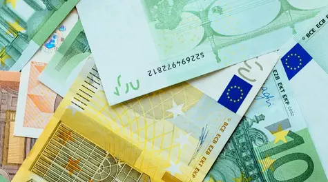 Kurs euro - prognoza na najbliższe dni (EUR/PLN). A co z dolarem USD/PLN?