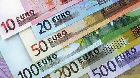Kurs EUR/USD broni 1,17. Ryzyko wybicia kursu euro EUR/PLN ograniczone