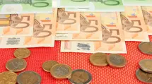 Kurs euro - prognoza na najbliższe godziny. Złotemu USD/PLN ciąży aprecjacja dolara