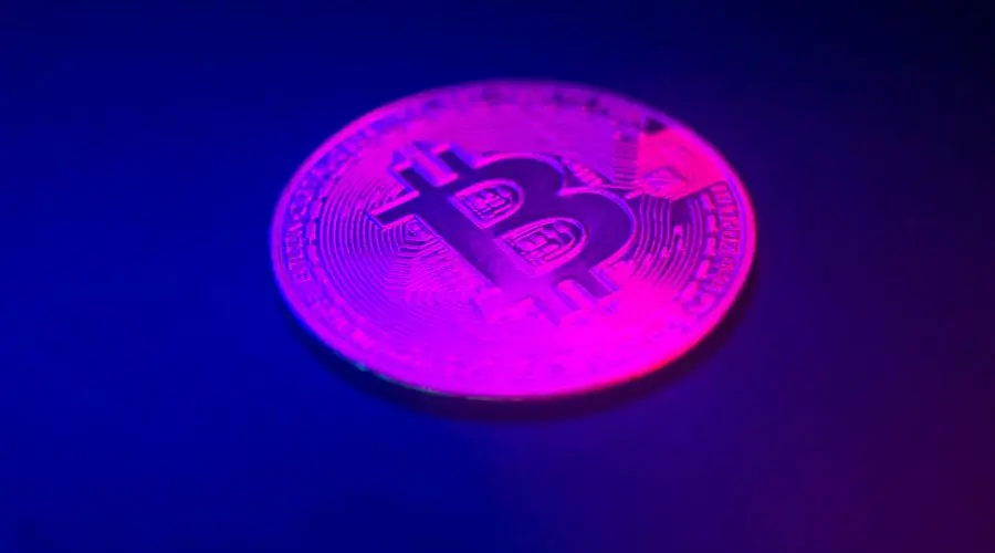 Ustawa CLARITY może wpłynąć na kształt rynku stablecoinów o wartości 1 biliona dolarów oraz stworzyć możliwości w zakresie tokenizacji o wartości 10 bilionów USD