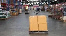Cross-docking w strategii Just-in-Time – jak uniknąć wąskich gardeł w strefie przyjęć?