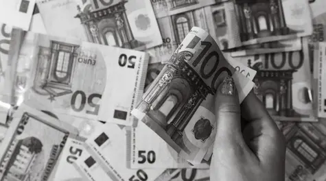 Zwrot w negocjacjach z Iranem uderza w ceny ropy. Rynki długu i walut łapią chwilowy oddech