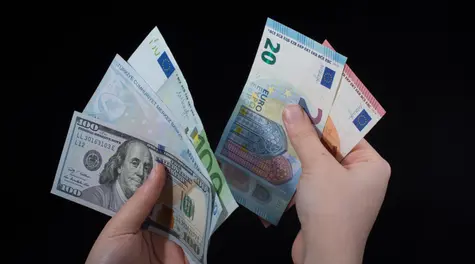 Złoty walczy z barierą 4,29 zł. Czy to koniec rajdu na dolarze?