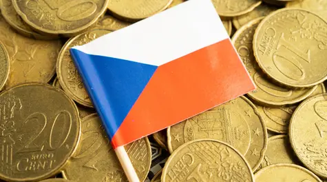 Podnieśli stopy, by walczyć z inflacją... która właśnie zniknęła. Czeski bank centralny w pułapce