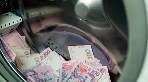 Rekordowe blokady kont w Polsce. Skarbówka i banki kontrolują „brudne pieniądze”