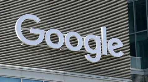 Apple przebite. Niebywały rajd Alphabet. Akcje podrożały już o ponad 65%