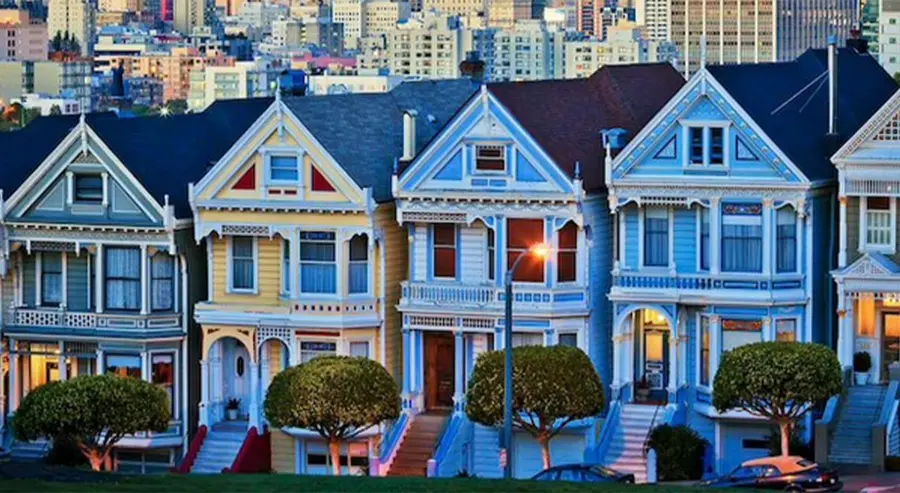 Amerykański rynek nieruchomości zadziwia! Ceny domów i mieszkań w USA zaskakują! | FXMAG INWESTOR