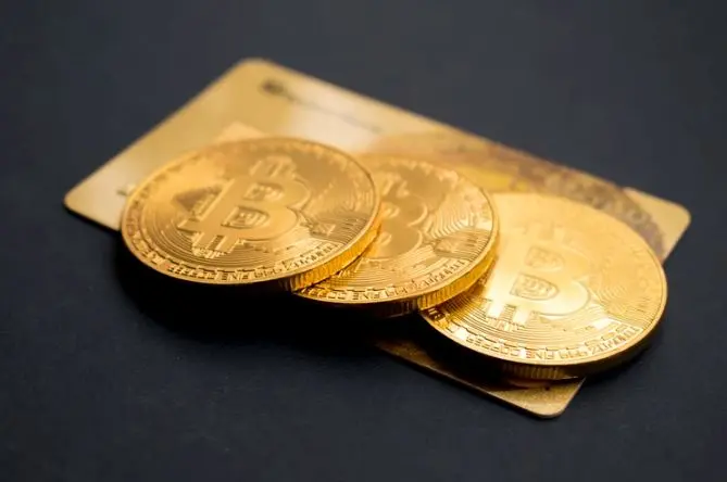 Bitcoin znów poniżej 9 tysięcy dolarów USD? Binance Coin, Ethereum i Ripple (XRP) również zniżkują