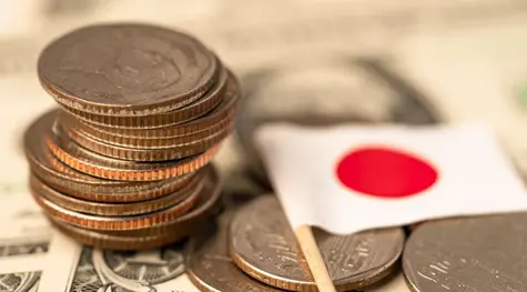 Bank Japonii (BOJ) obniżył prognozy wzrostu, opublikował także program klimatyczny