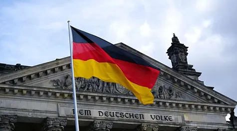 Bundestag: 100 miliardów euro dla Bundeswehry