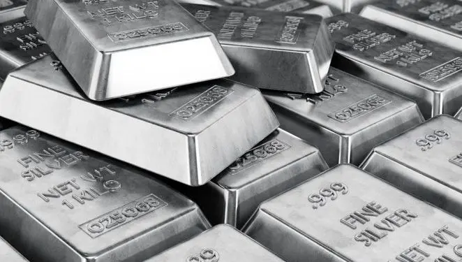 Cena srebra: Banki bulionowe na srebrze ustawione już na wzrosty | FXMAG INWESTOR