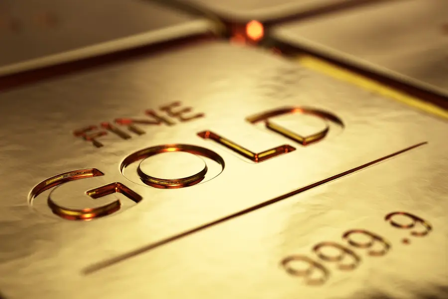 Cena złota dzielnie się trzyma mimo odsuwających się w czasie obniżek stóp Fed