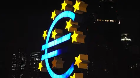 Co dalej ze stopami procentowymi w strefie euro? Będzie podwyżka EBC? Jak zareaguje kurs euro (EUR)? Analizujemy wypowiedzi ekonomistów | FXMAG INWESTOR