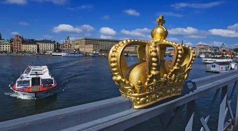 Co zadecyduje Riksbank? Jaką drogę obierze kurs korony duńskiej? Przewidywania ekspertów mogą zaskoczyć!