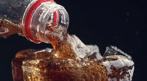 Coca-Cola przejmuje producenta kultowej wódki! Sprawie przygląda się polski urząd | FXMAG INWESTOR