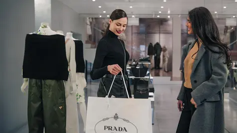 dyen łączy siły z Prada Group, aby dostarczać klientom luksusowe usługi płatnicze
