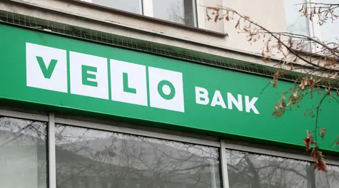 Problemy klientów przejętych przez VeloBank. Chodzi o dodatkowe opłaty i źle działające funkcje kont internetowych