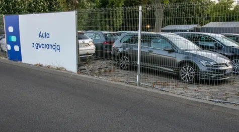 Używane auta coraz droższe. Ceny niektórych z nich są wyższe nawet o ponad 40% niż przed rokiem