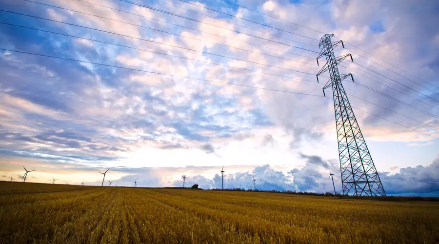 Nadchodzi fala upałów. Polsce grozi blackout w związku ze zwiększonym zapotrzebowaniem na energię elektryczną?