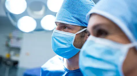Lekarze zarabiający miliony złotych w ciągu roku są w każdym województwie? Medyk z Pomorza Zachodniego mógł otrzymać 2,6 mln zł w rok