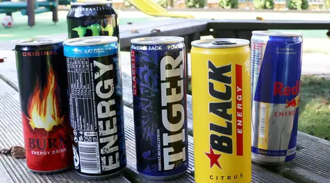Walka z otyłością przez wyższe podatki. Rząd bierze się za producentów napojów i energetyków