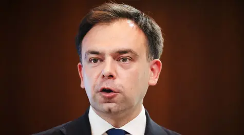 NFZ z dużymi problemami finansowymi. Minister Andrzej Domański: “Pieniądze na pewno się znajdą”