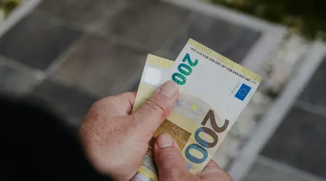 WALUTY: Kurs euro i dolara ROŚNIE! Prognoza dla USD/PLN i EUR/PLN