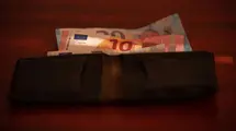 Kurs euro EUR/PLN zaczyna wysoko! Forint traci, pożyczka dla Ukrainy zablokowana