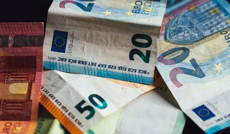 Kolejny cel dla kursu euro do dolara (EUR/USD). Wzrosty europejskiej waluty względem funta (EUR/GBP). Dane z rynku pracy w USA, Europa notuje spadki