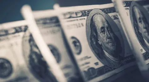 Komentarz walutowy – Czy to koniec taniego dolara?